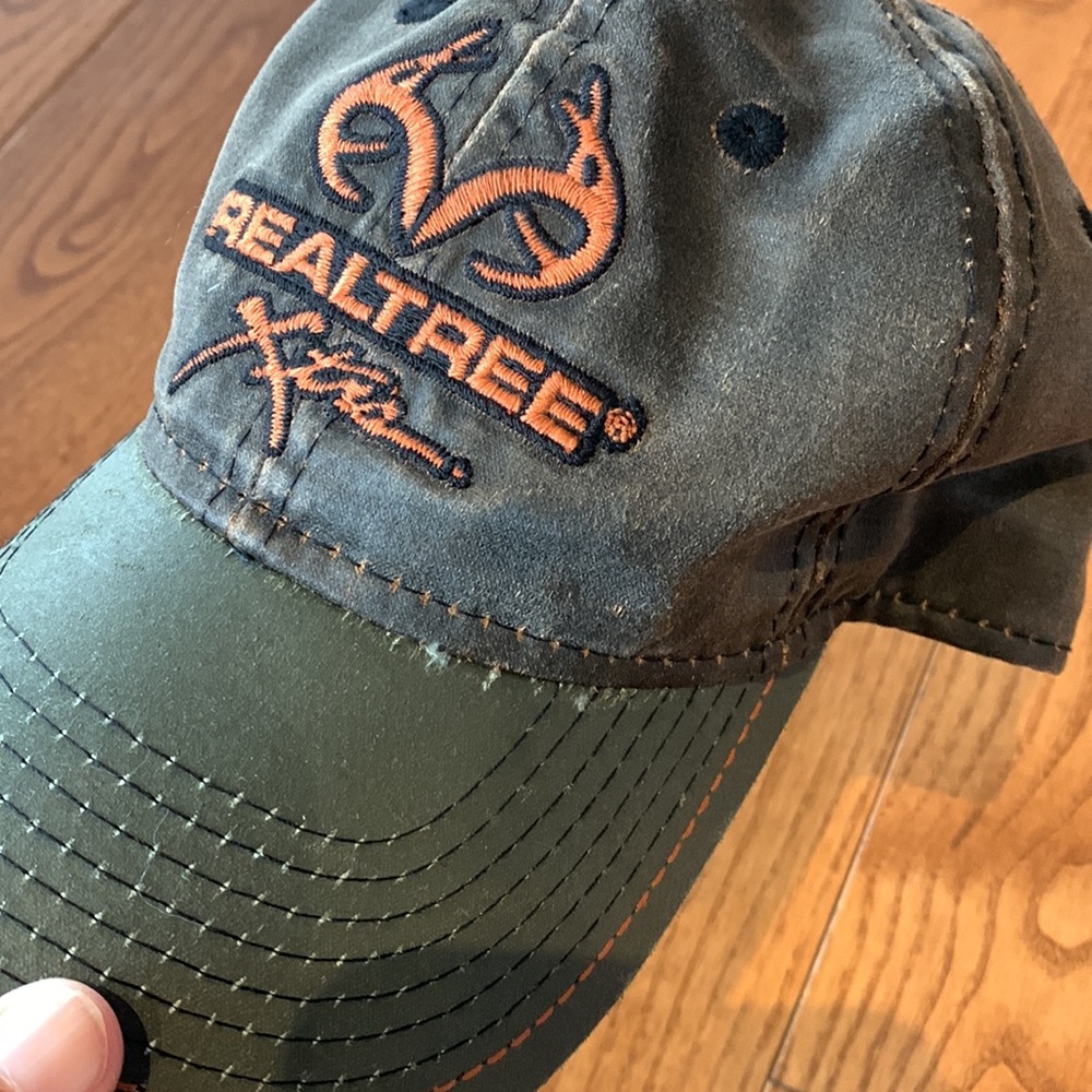 💛2/$20 Real tree hat - Picture 5 of 5